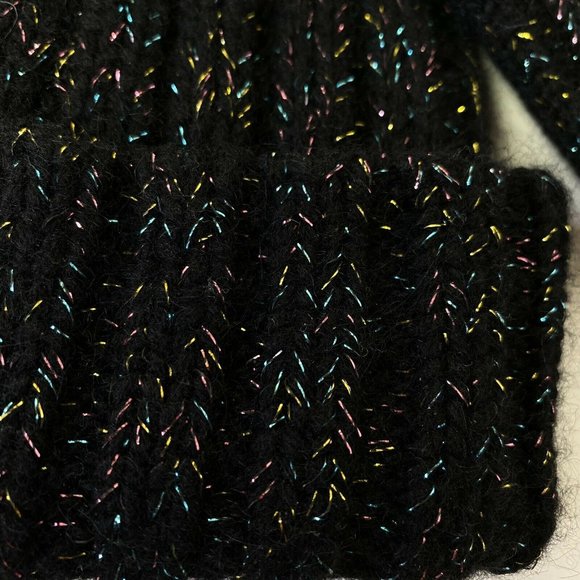 UGG Australia Lurex Shimmer Cable Knit Arm Warmer - Picture 2 of 4